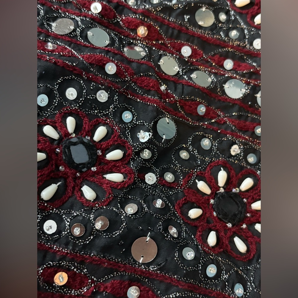 Gorgeous maxi skirt one size red and black sequins - Picture 3 of 16